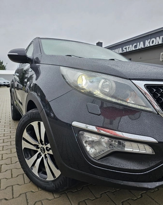 Kia Sportage cena 54990 przebieg: 178000, rok produkcji 2015 z Obrzycko małe 497